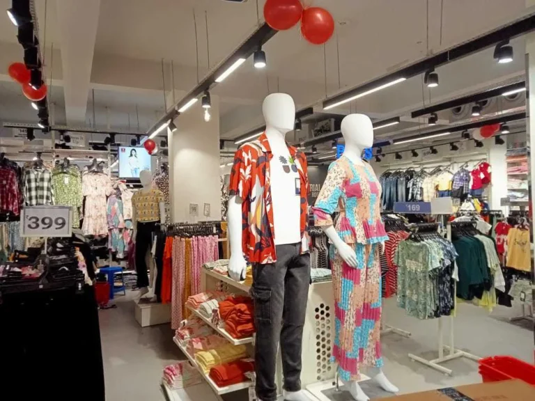 v-mart-sonagopalpur-patna-readymade-garment-retailers-34HmsFWFIZ
